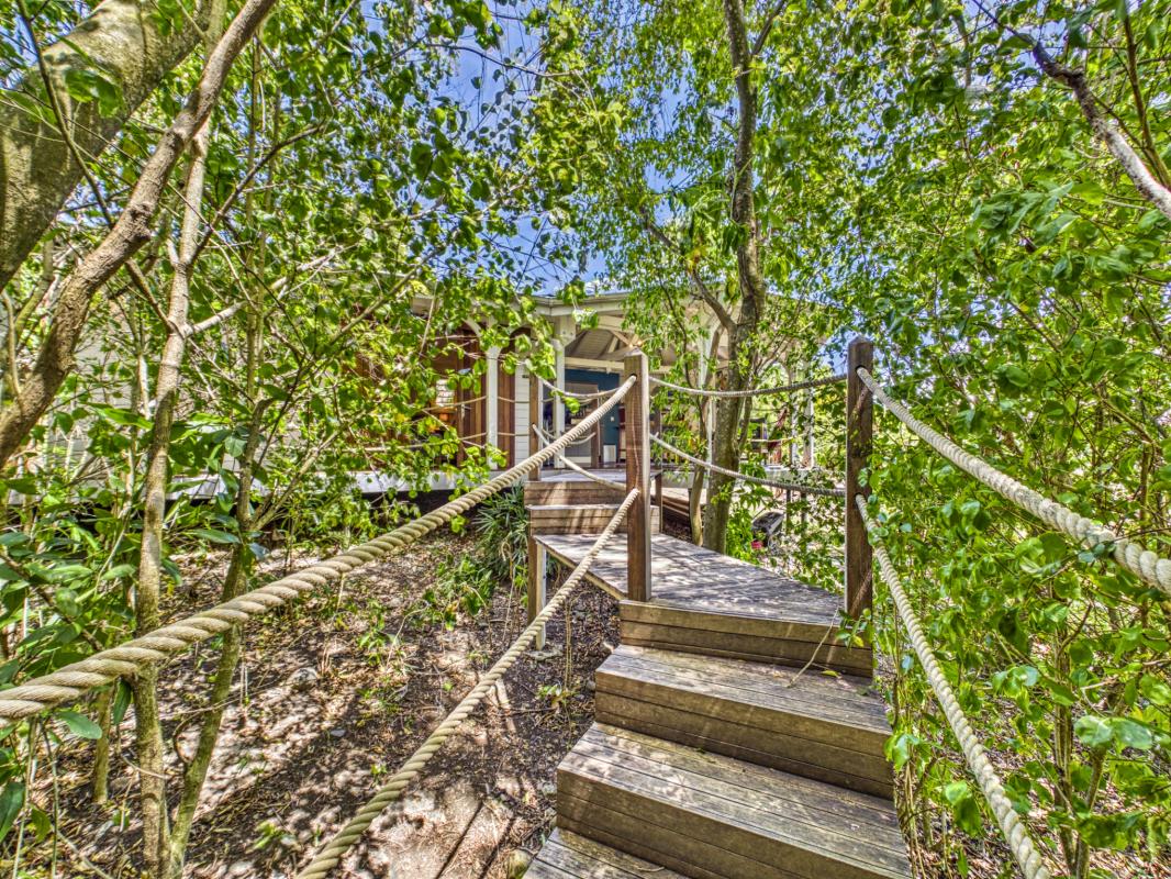 17.Location bungalow avec jacuzzi vue mer Deshaies Guadeloupe
